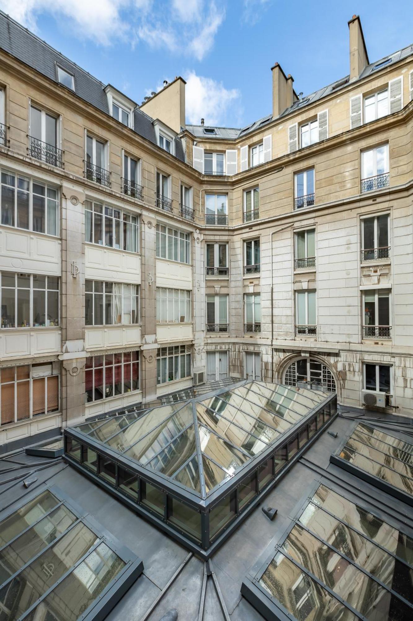 L Ecrin Du Bouloi - Musee Du Louvre - - Raffine *